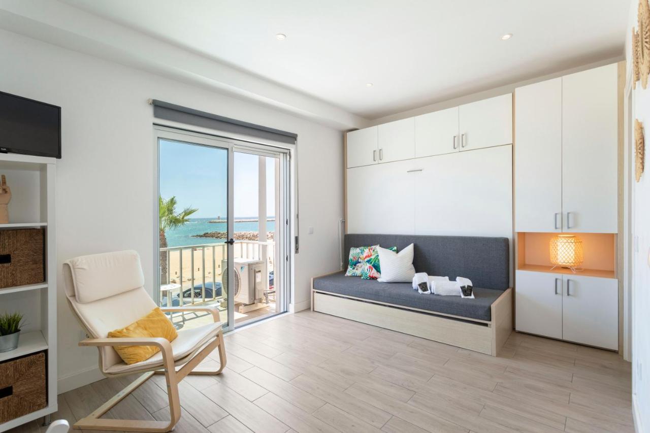 Centralgarve - Stunning Beach Front Studio - Astro Quarteira Exterior photo